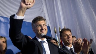 Voľby v Chorvátsku vyhrala pravica, hlasovala len polovica voličov