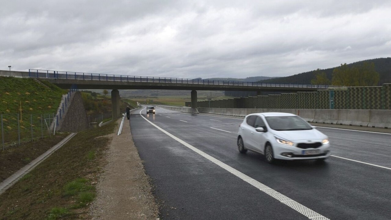 Pokuty za jazdu bez e-známky sa zmenia, novinky prídu už na jeseň