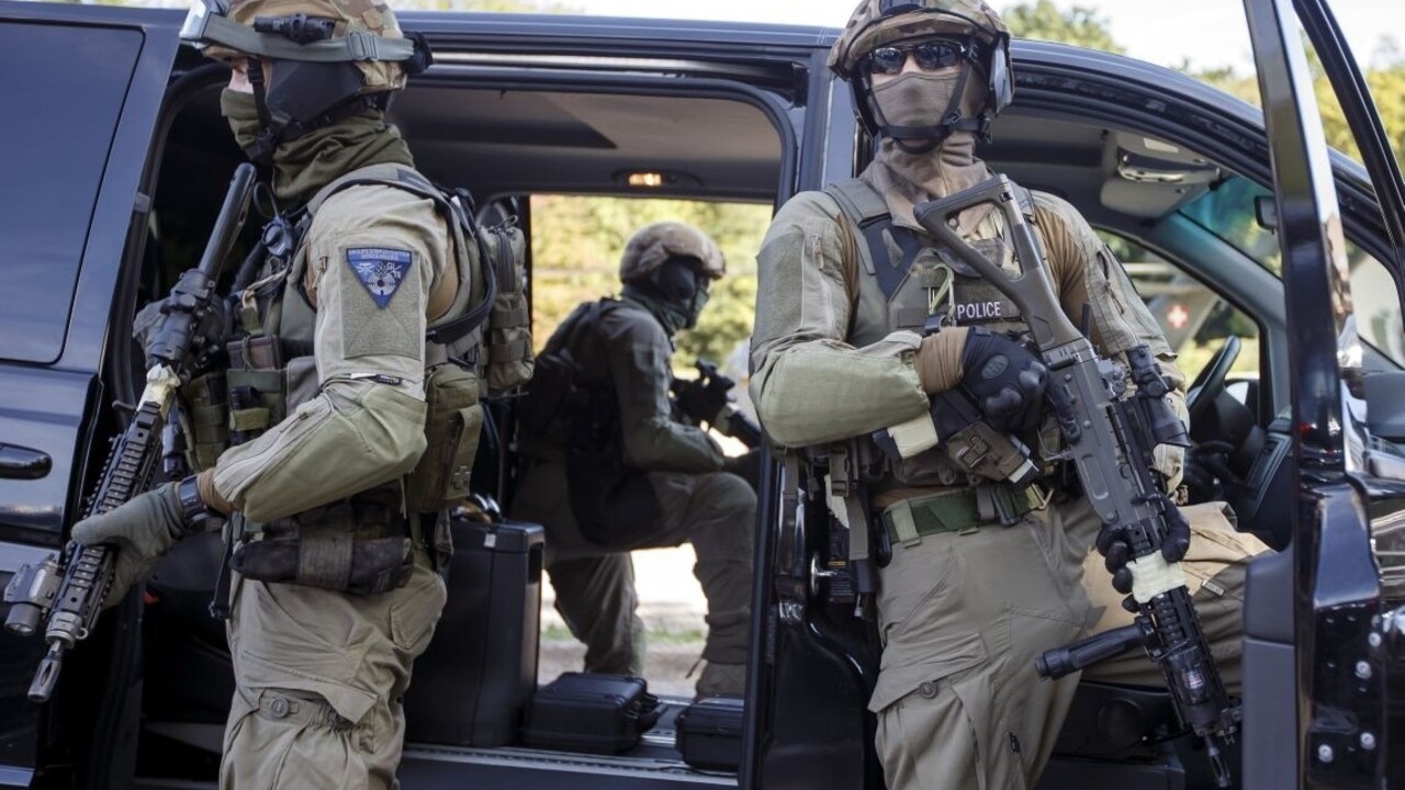 Krádež či chyba pracovníka? Zo skladu švajčiarskej armády zmizli výbušniny