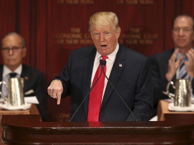 Trumpovi sa v prieskumoch darí. Vedie vo viacerých štátoch