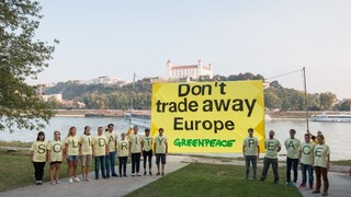Nepredávajte Európu, vyzvali štátnikov aktivisti pri Dunaji