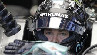 Nemec Rosberg si v Singapure vybojoval pole position