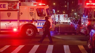 Explózia v Newyorskom Manhattane je teroristický čin, vyhlásil guvernér