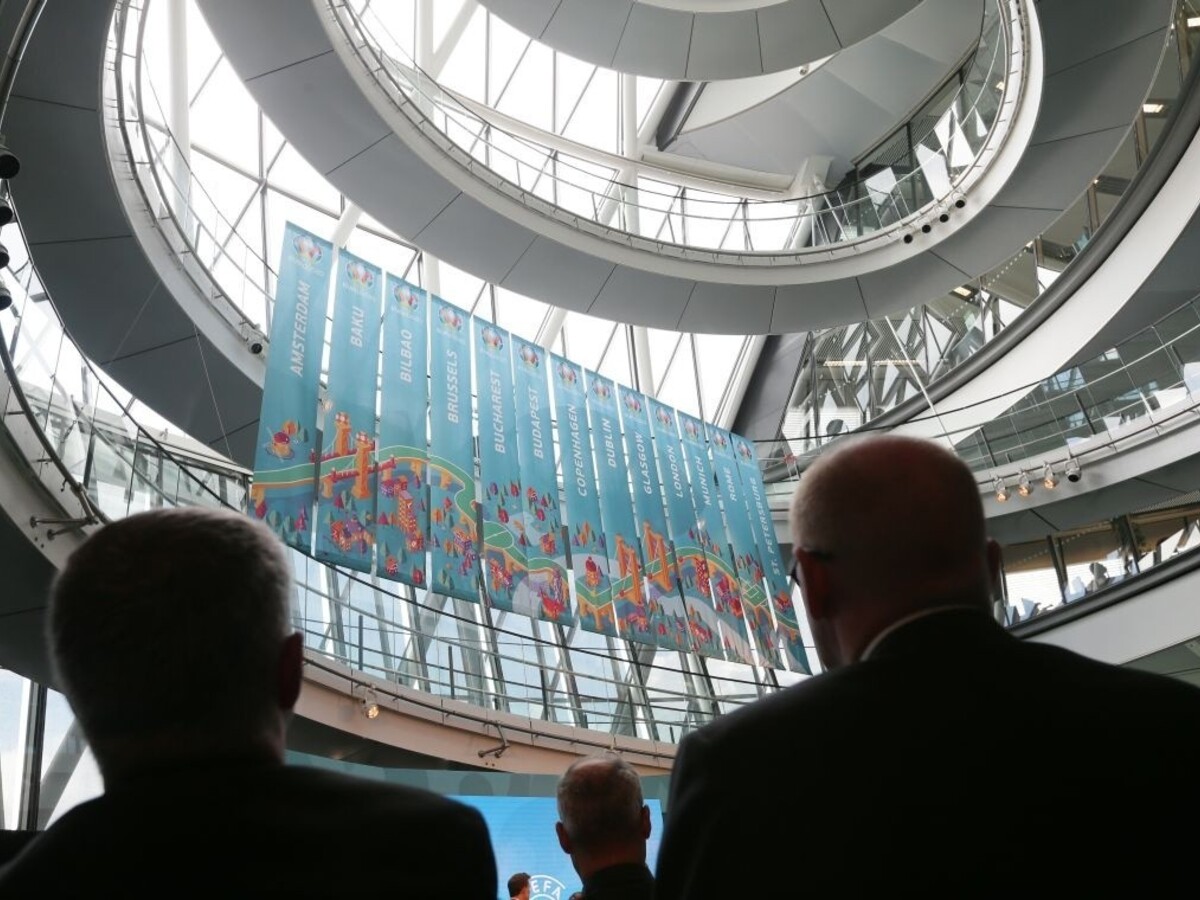 V Londýne odhalili oficiálne logo EURO 2020, hýri farbami