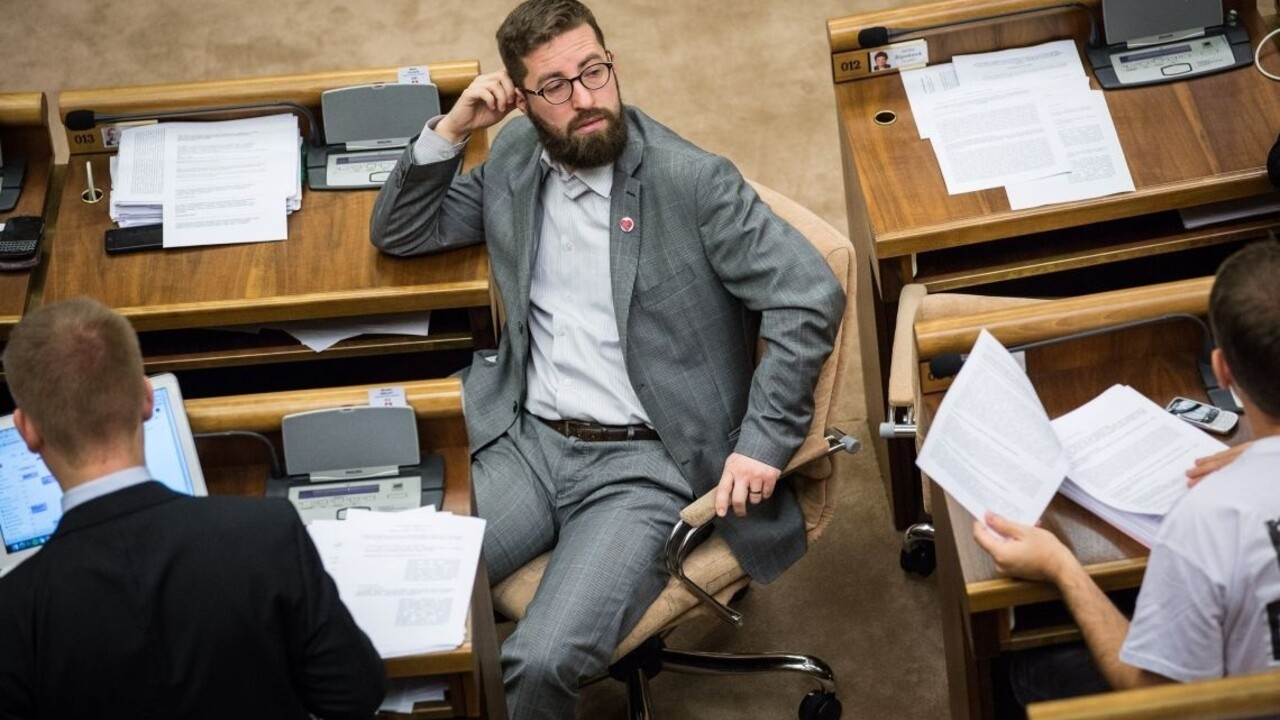 Poliačik o Matovičovi: Aj nedokonalý zákon musí platiť pre každého