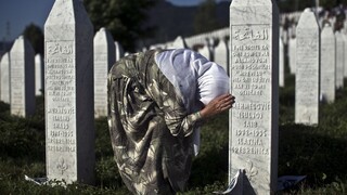Pozostalí obetí zo Srebrenice neuspeli, súd zamietol ich žalobu