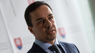 Premiérov poradca poradil šéfovi Čistého dňa, podľa opozície pochybil