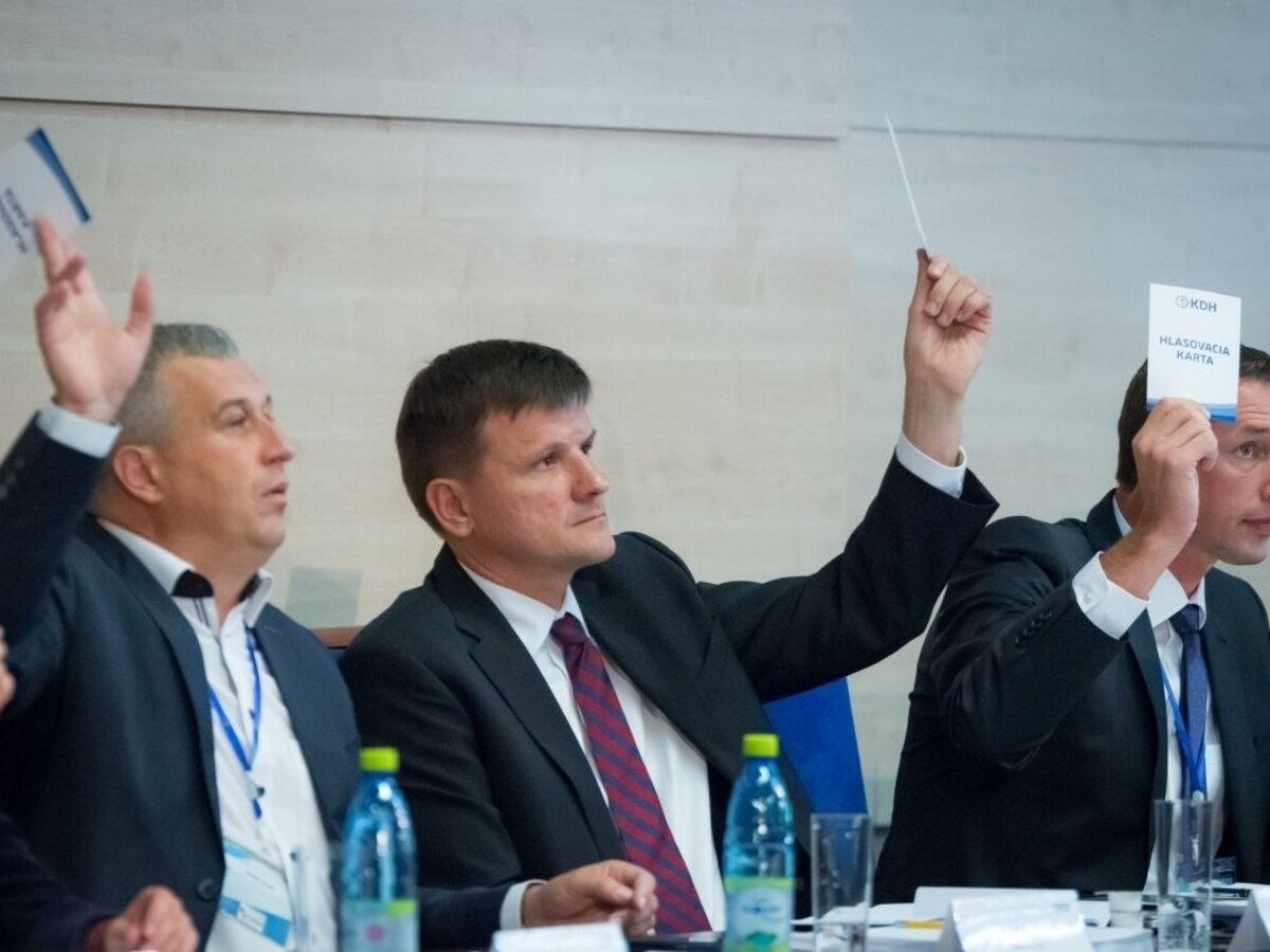 Zmena stanov je podľa Hlinu záchranný balík pre hnutie