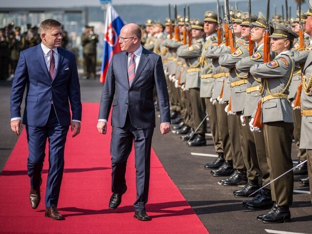 Slovenská a česká vláda sa stretli na spoločnom rokovaní v Bratislave