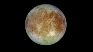 Na Jupiterovom mesiaci videli gejzíry, v hĺbke môže byť život