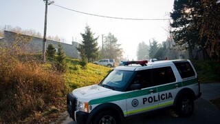 Polícia zasahovala v bratislavskom Lamači, zadržala Piťovho kumpána