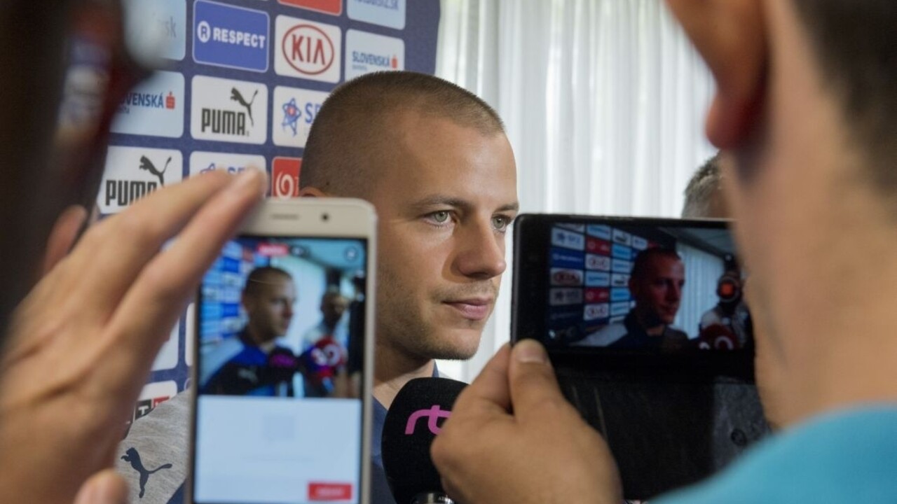 Weiss sa ospravedlnil za víkendový incident, po ktorom ho obvinili