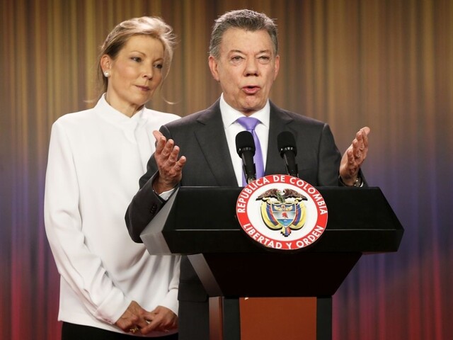 Kolumbijský prezident venuje peniaze za Nobelovu cenu obetiam vojny
