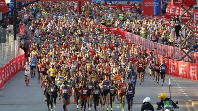 Keňania ovládli maratón v Chicagu, obsadili kompletne stupne víťazov