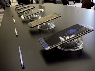 Prestaňte používať smartfóny Galaxy Note 7, vyzýva výrobca