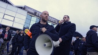 Magát sa postavil pred súd, údajný neonacista sa cíti byť nevinný