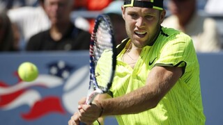 Američan Jack Sock odvrátil dva mečbaly a postúpil do štvrťfinále