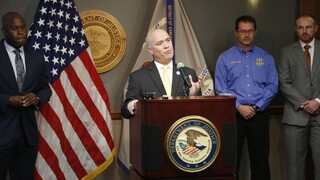 Američania mali plánovať útok na imigrantov, hrozí im doživotie