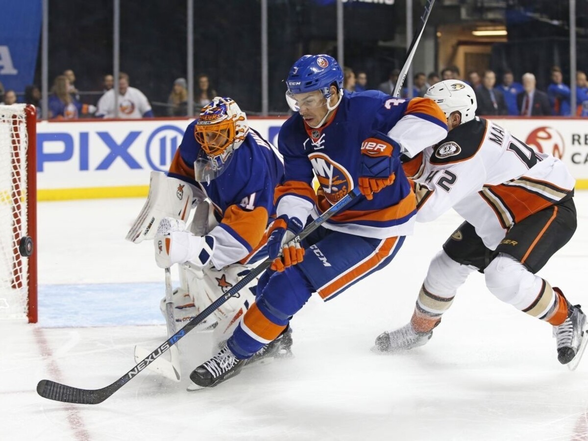 Islanders s Halákom zdolali Anaheim po predĺžení, majú prvú výhru