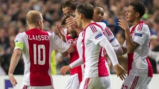 Ajax si nesie víťazstvo z Haagu a dobieha zatiaľ neporazený Feyenoord