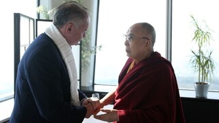 Čína hrozí odvetou za to, že sa Kiska stretol s dalajlámom