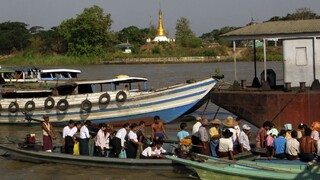 V Mjanmarsku sa potopila loď, zahynuli desiatky ľudí