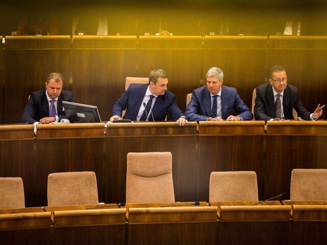 Rokovanie parlamentu aj o návrhoch zmien v zdravotníctve