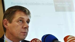 Bývalému šéfovi daniarov hrozí 12 rokov, on obvinenia odmieta