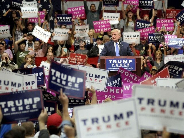 Trump znížil Clintonovej náskok, v prieskumoch sa mu opäť darí