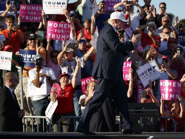 Trump sa na Floride snažil získať hlasy hispánskych voličov