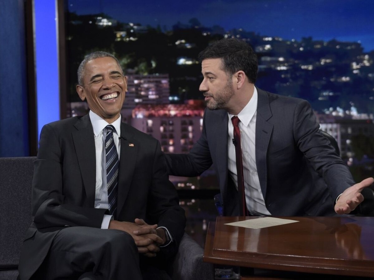 Obama vystúpil v šou, čítal o sebe výsmešné tweety