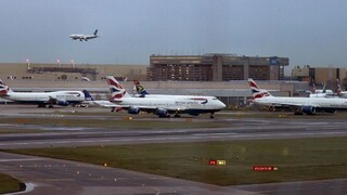 Britská vláda schválila rozšírenie najväčšieho európskeho letiska