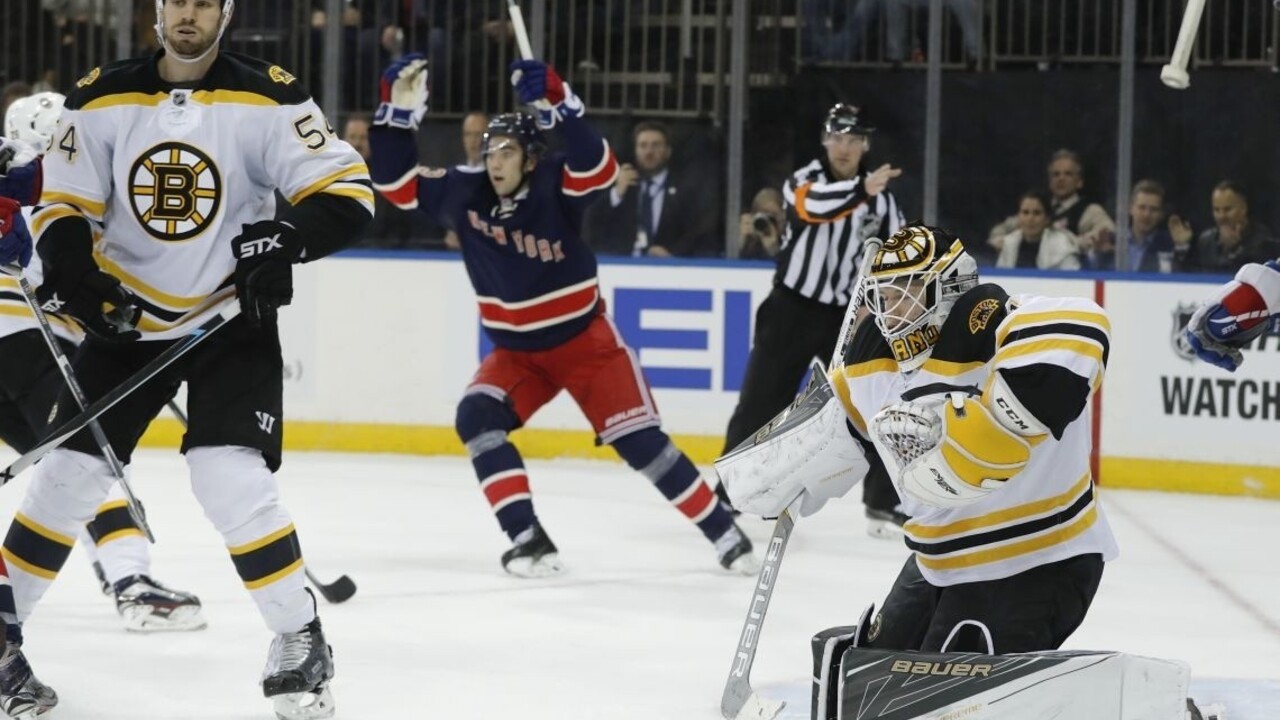Sekera prispel k výhre Edmontonu, Boston odišiel s prehrou