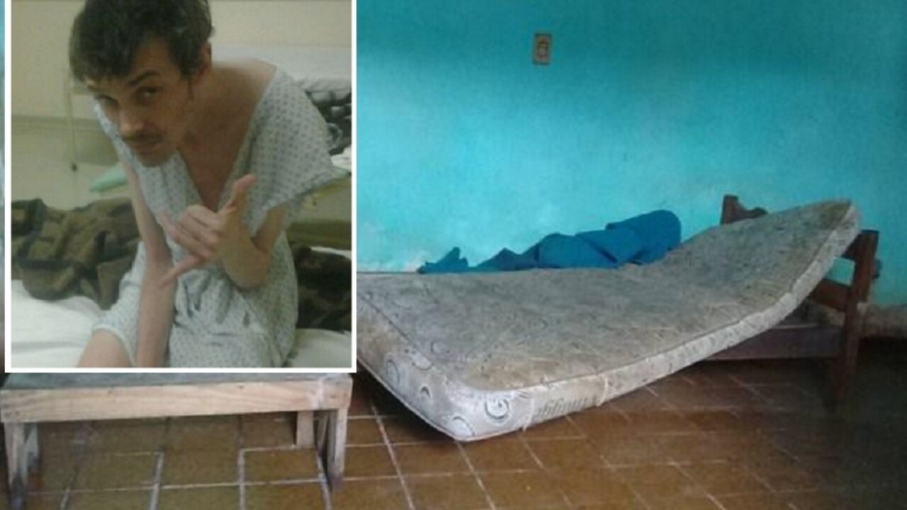 Rodina mala 20 rokov väzniť syna, polícia ho našla v úbohom stave