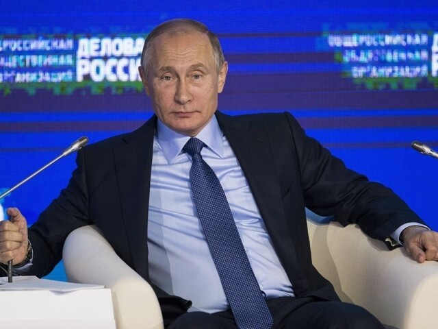 Putin: Sú Spojené štáty banánovou republikou?
