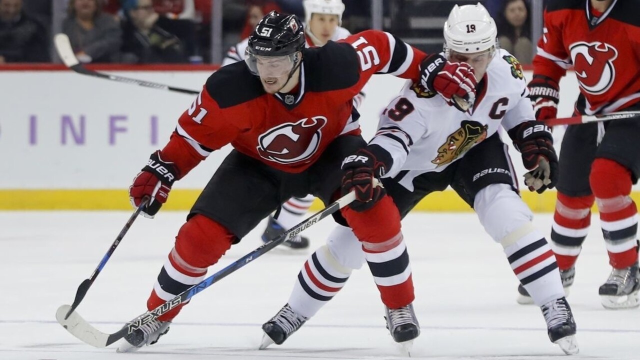 Hossa a Pánik prispeli k výhre Chicaga, Sekerov Edmonton lídrom