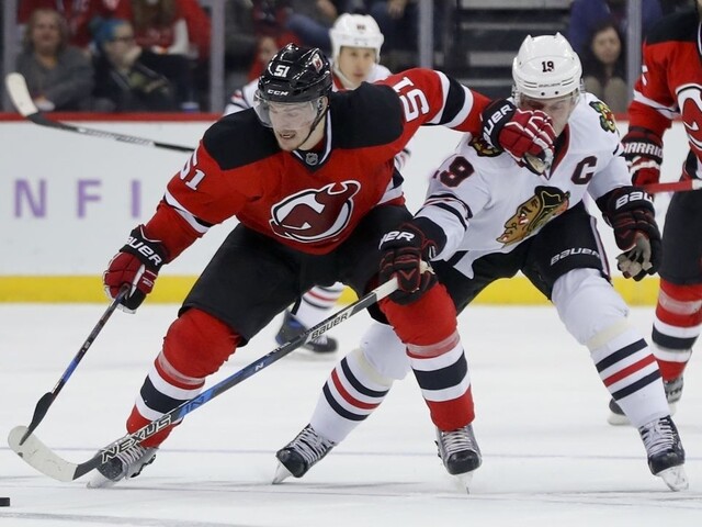 Hossa a Pánik prispeli k výhre Chicaga, Sekerov Edmonton lídrom