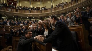 Španielsko zostaví vládu, premiér získal dôveru parlamentu