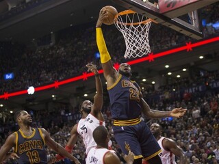 NBA: Cleveland a San Antonio stále bez prehry