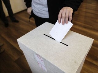 Moldavci si volili prezidenta, zrejme vyhral proruský kandidát