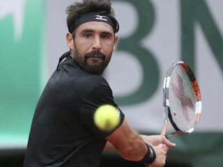 Verdascov súper skrečoval zápas, v Paríži ide ďalej aj Baghdatis