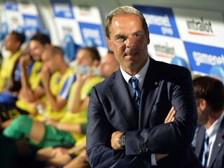Inter Miláno je bez trénera, de Boer na lavičke skončil