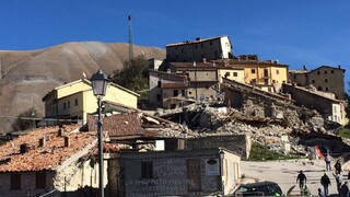 Taliansko postihlo zemetrasenie, ešte sa spamätáva z nedávnych otrasov