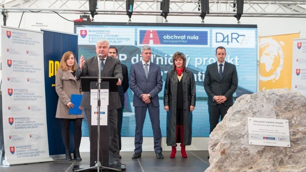 NAKA preveruje obchody s pozemkami pod bratislavským obchvatom