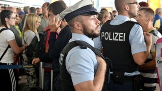 Nemecko má problémy so Sýrčanmi, zadržali muža podozrivého z terorizmu