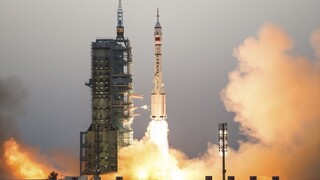 Číňania úspešne vypustili do vesmíru ťažkú nosnú raketu Čchang-čeng 5