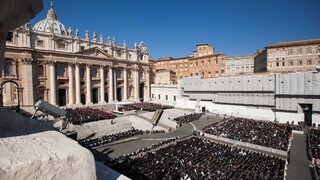Vatikán pobúrili výroky o gejoch odvysielané v katolíckom rádiu