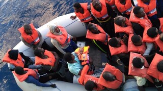 Talianska pobrežná stráž zachránila vyše dvetisíc migrantov