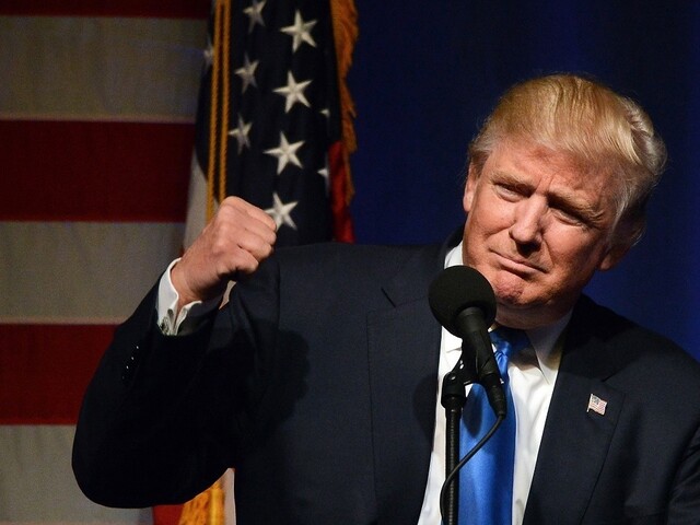 ONLINE: Prieskumy sa mýlili, víťazom amerických volieb je Donald Trump