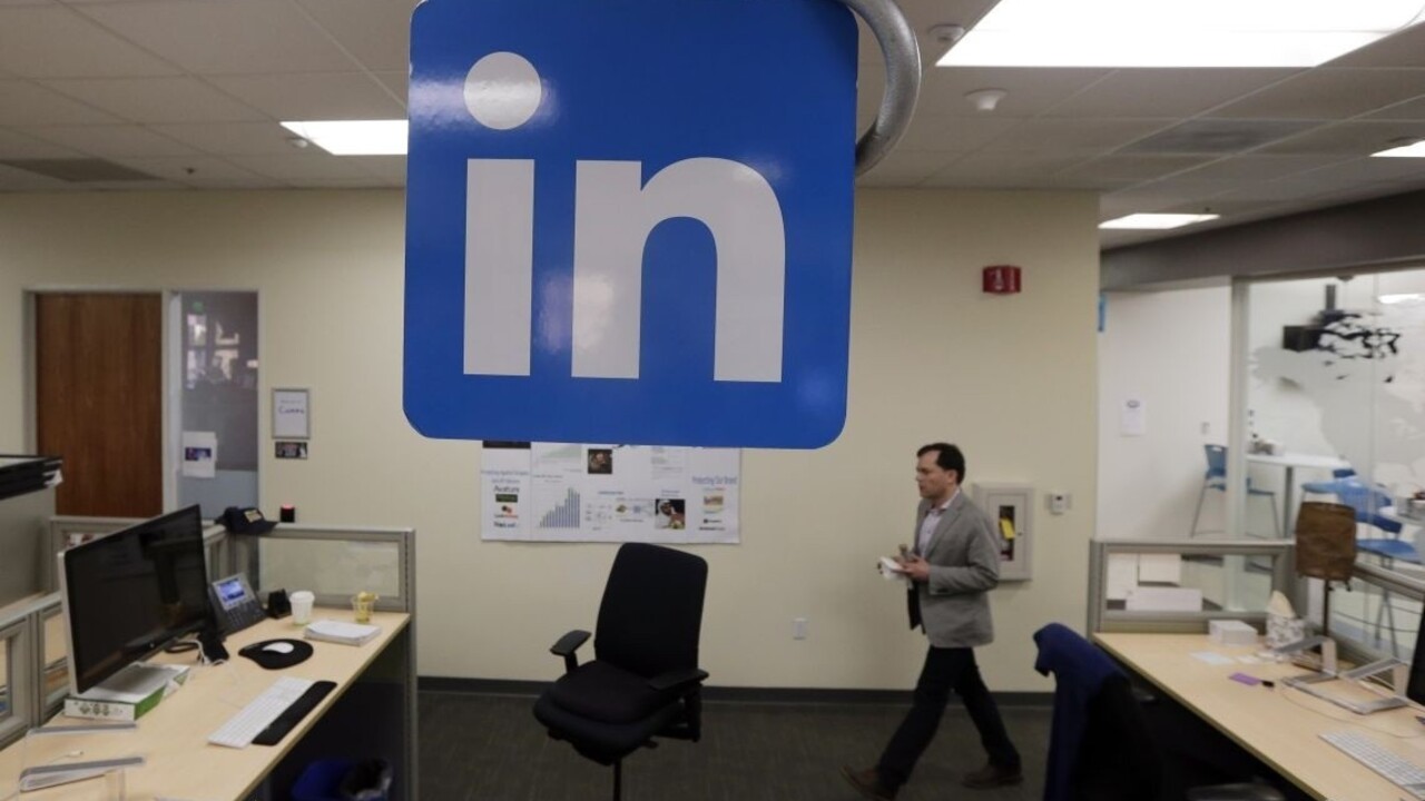 Rusi zakázali LinkedIn, hrozia aj iným sociálnym sieťam